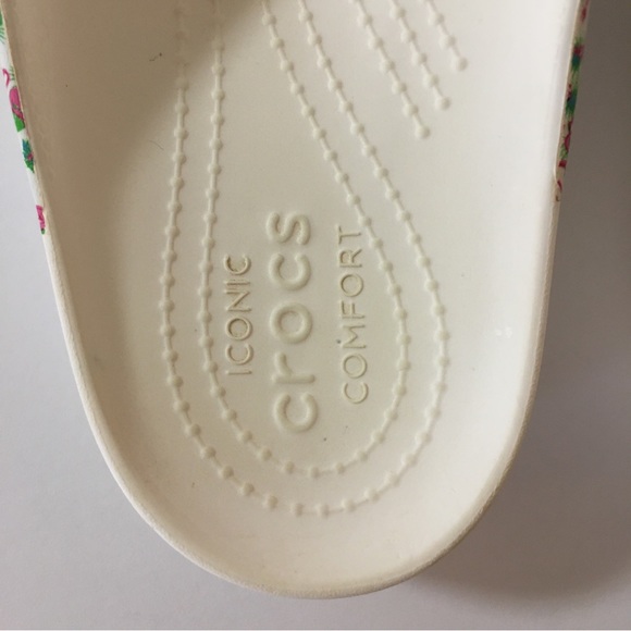Crocs Ionic Comfort Kadee II White Flamingo Flip Flops Sandals Women's Size 10 - Picture 4 of 16